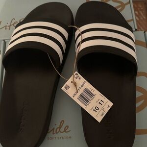 Adidas slides NWT